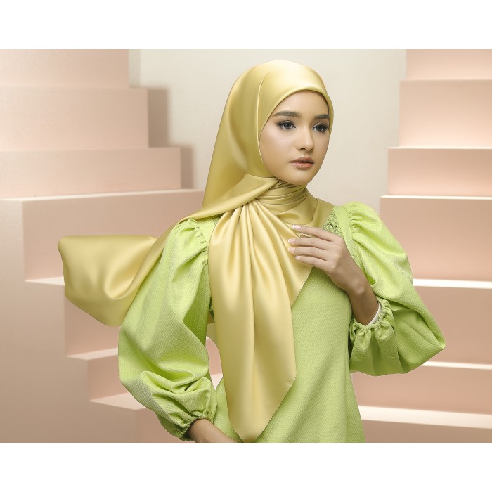 PERLA SUPERFINE SILK  – Exclusive Square Scarf Fabric